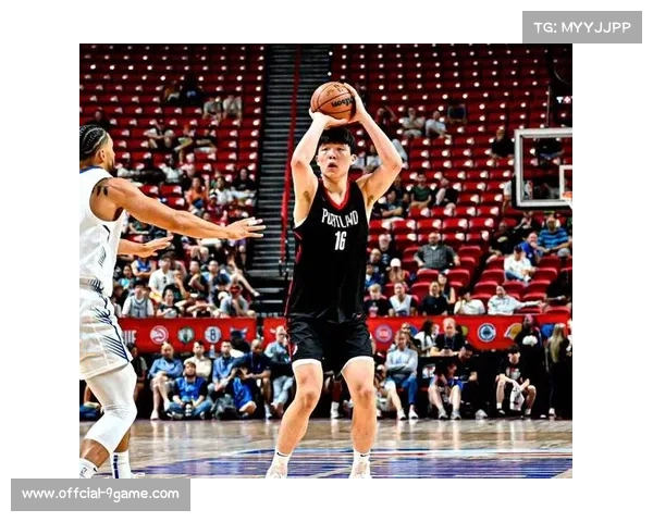 杨瀚森10分钟仅一助攻！无得分篮板，首次对决弗拉格